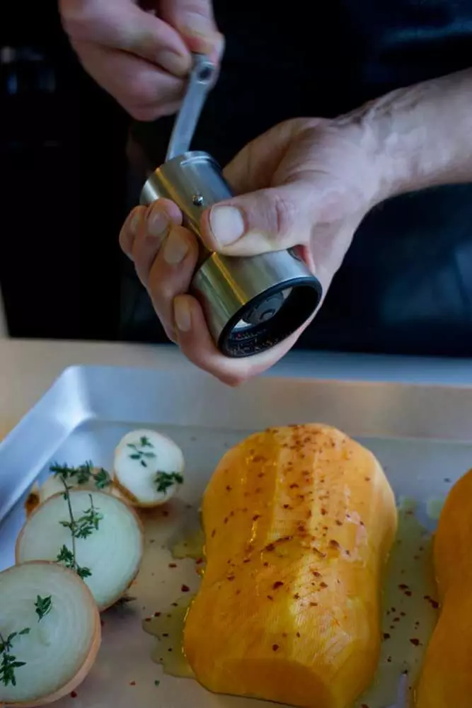 Мельница для целых, сушеных специй Crushgrind Copenhagen 10 см 068010-3001 - Фото 6