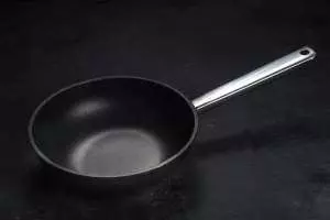 картинка Сковорідка (індукція) АМТ Sauteuse 24 см, h-6 см - I-624-E-Z4 від магазину BarYton